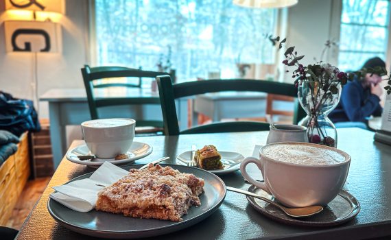 Achtsamkeit im Café